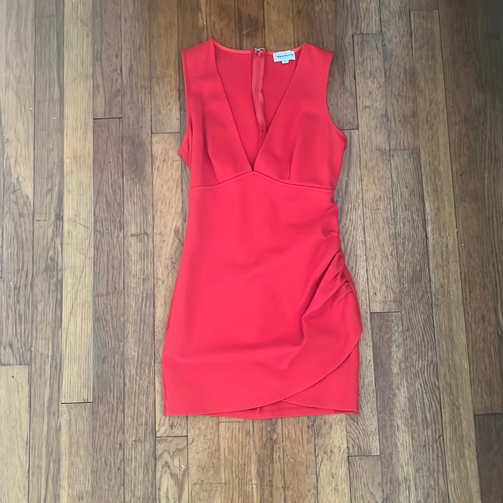 Red V-neck line mini dress - Superdown